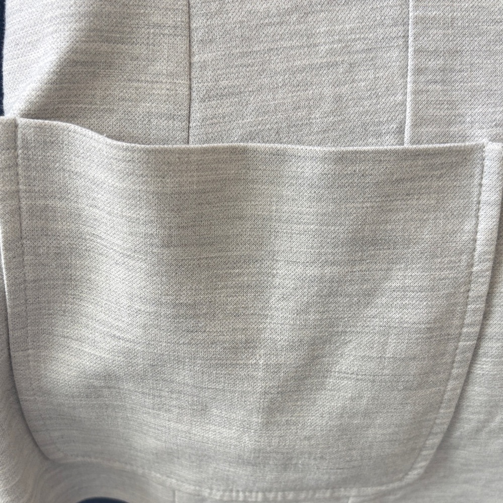 St. John Collection Light Gray Single-Button Knit… - image 5